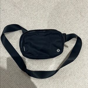 Lululemon Athletica Black Belt Bag Minimalist Design
